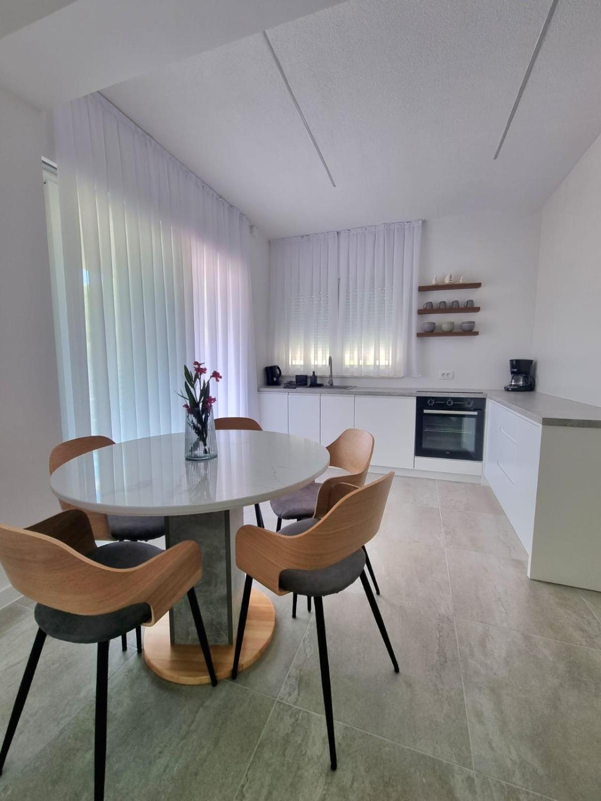 Apartamento Adria Mare Crikvenica Exterior foto